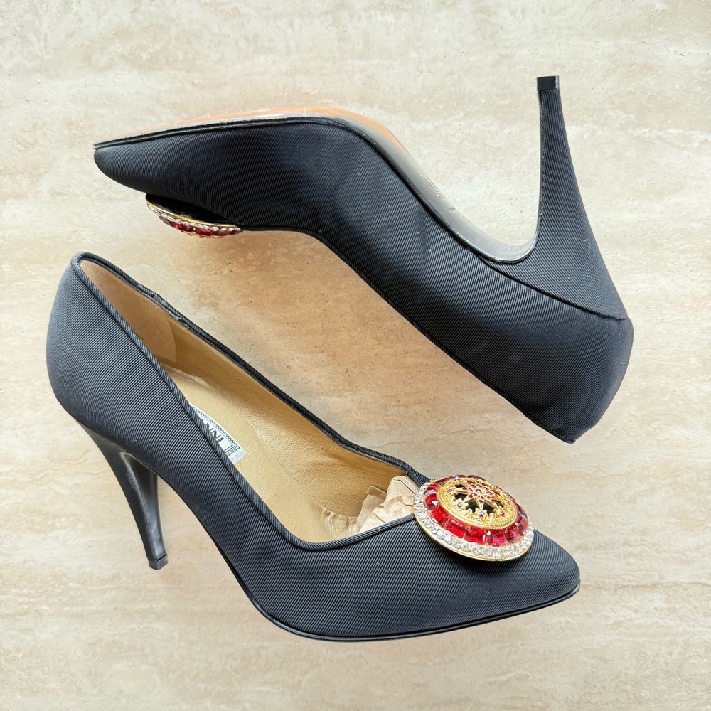 Gianni Versace Vintage Medallion Pumps Black Jewel Heels Made in Italy EU 36 - Picture 3 of 15